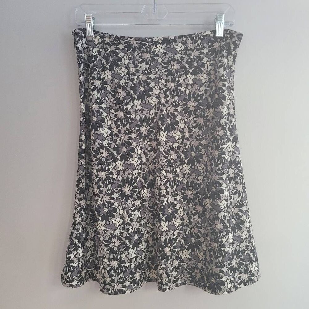 Vintage Y2K Old Navy floral a line skirt size 8 fairy grunge goth romantic
